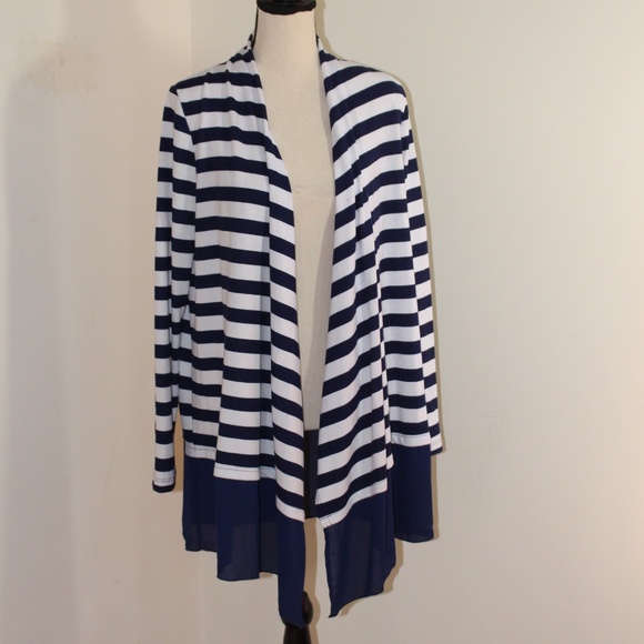 LIZ LANGE, Women’s Navy and White Striped Knit Cardigan ,Tank top & pants Set - Picture 5 of 9
